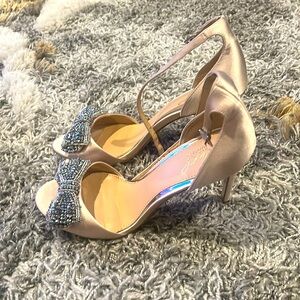 Badgley Mischka sandals
